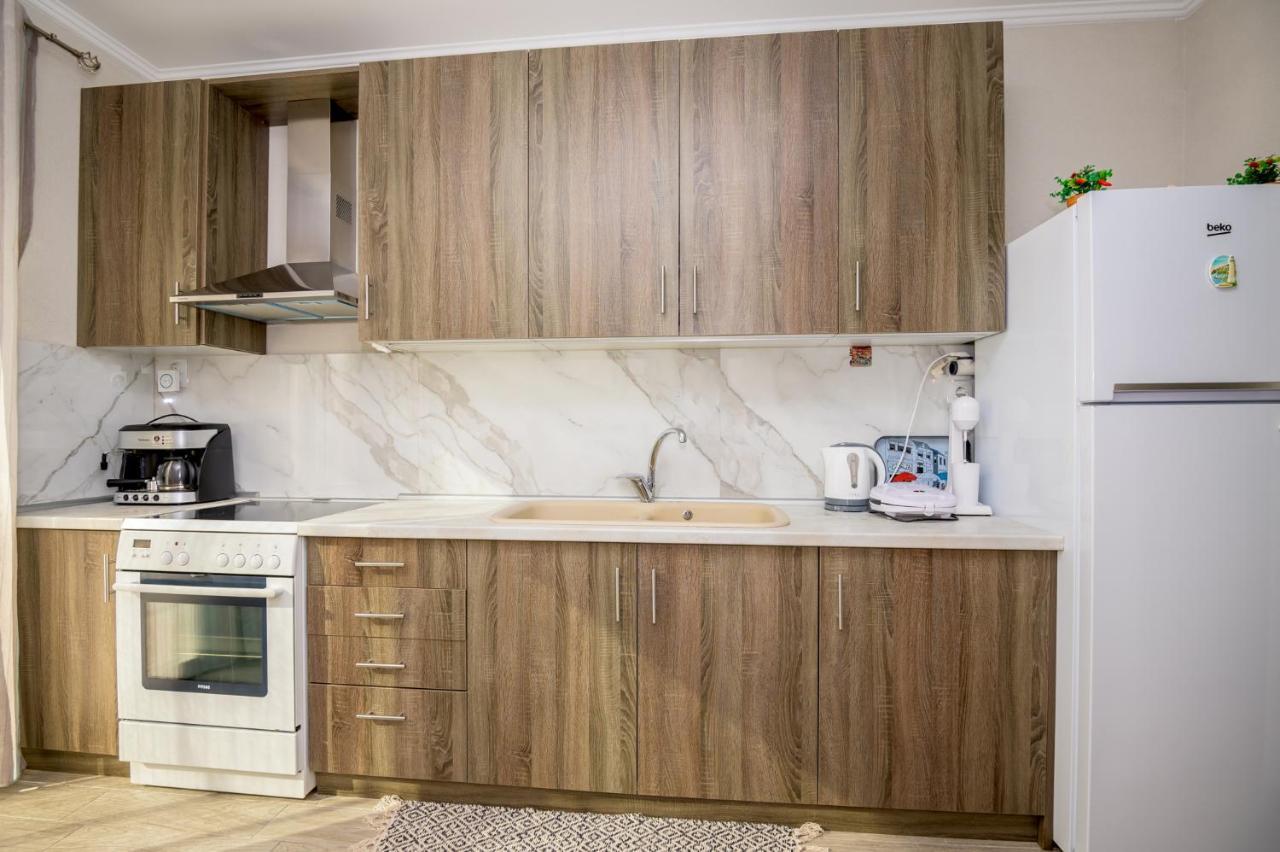 Spartacus Apartment อเล็กซานโดรโพลิส ภายนอก รูปภาพ