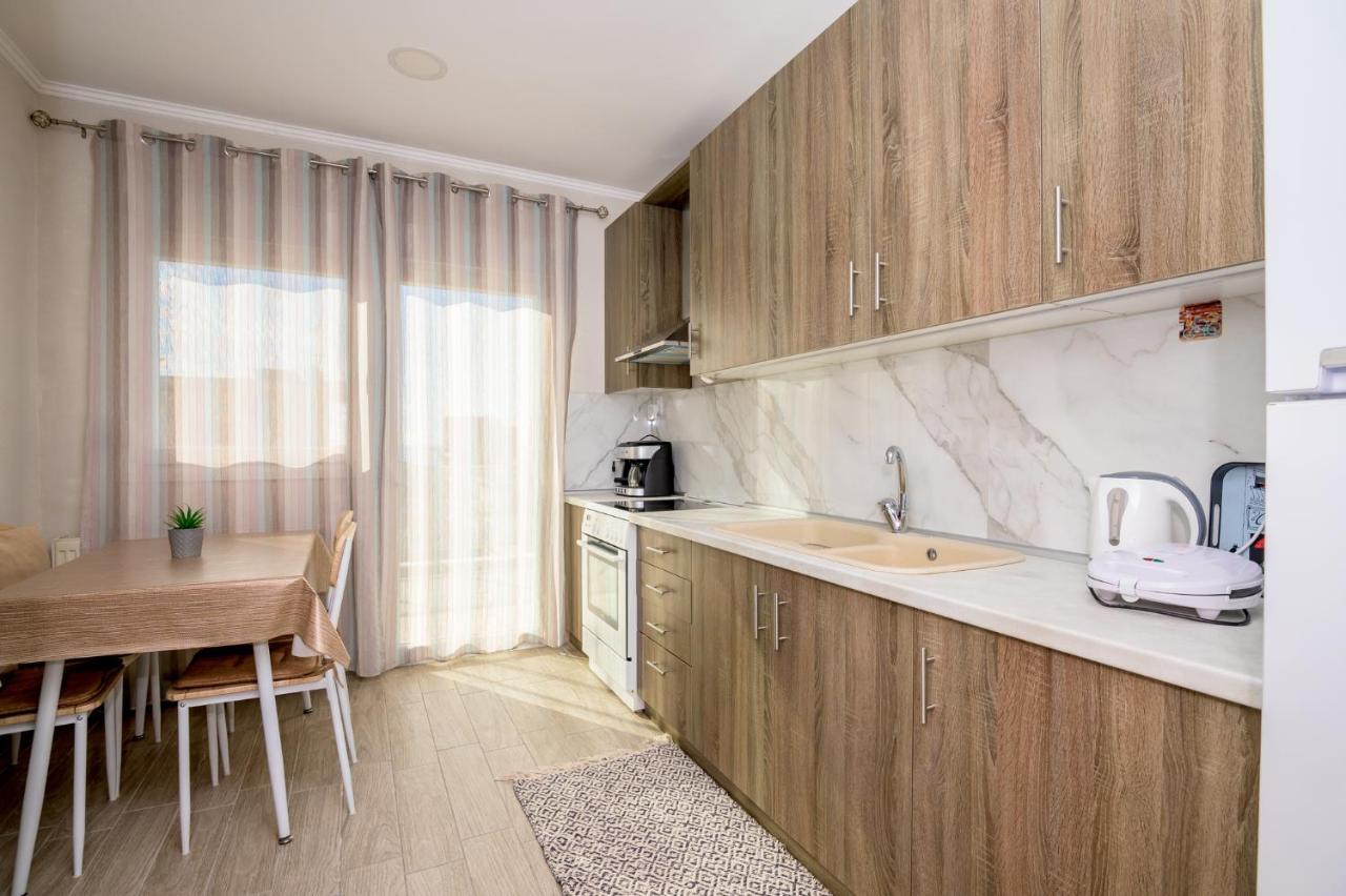 Spartacus Apartment อเล็กซานโดรโพลิส ภายนอก รูปภาพ